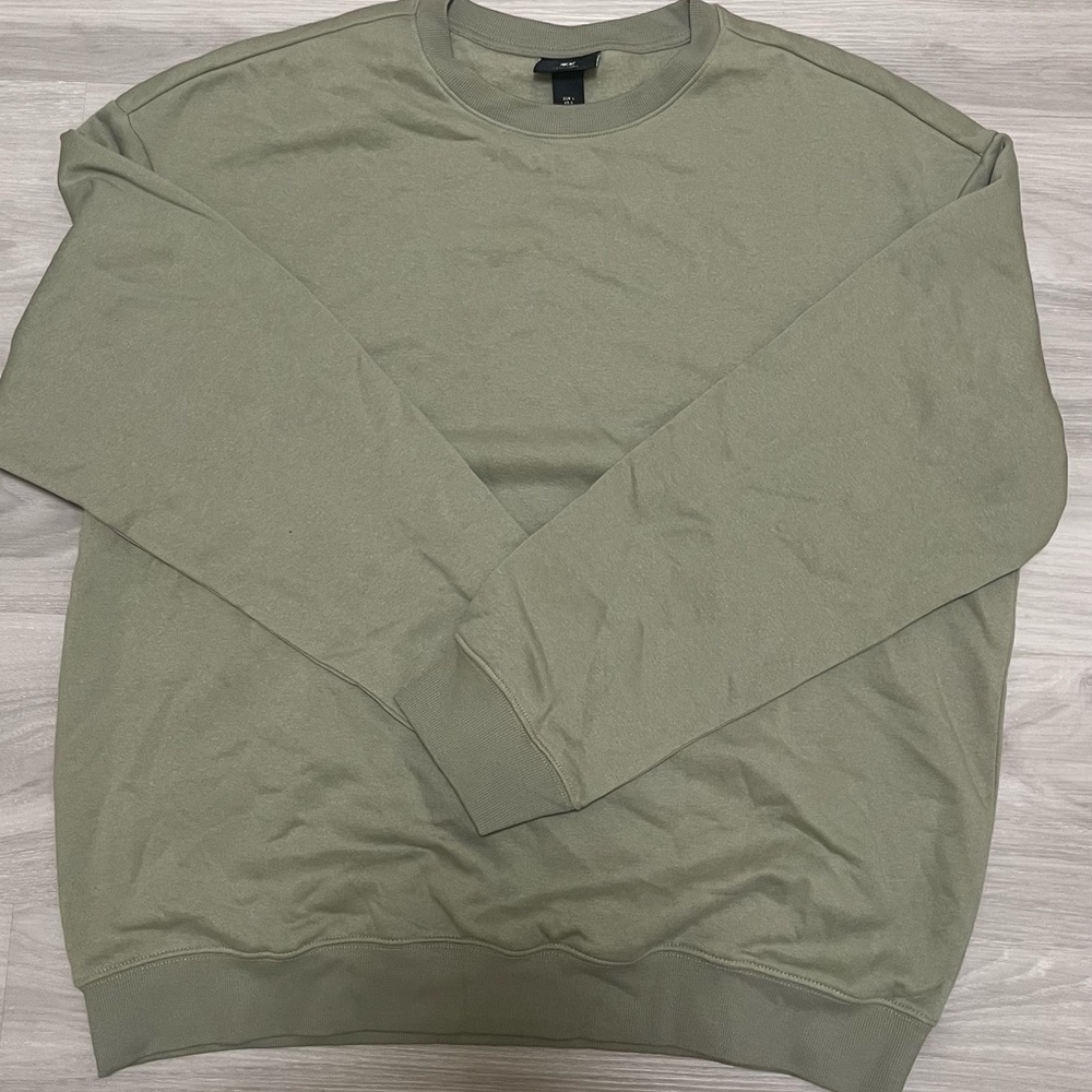 H&M Crewneck